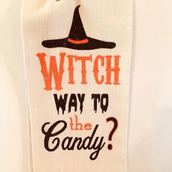 Halloween Witch Way To Candy Kitchen Towel Legs - Picture 2 of 5